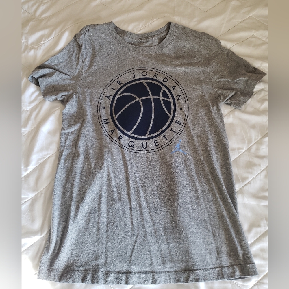 🏀 Air Jordan Marquette Basketball T-Shirt 🏀